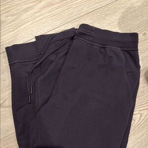 Men's Black Jogger Pants-Lululemon